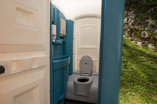 Best Best portable toilet rental  in Sistersville, WV