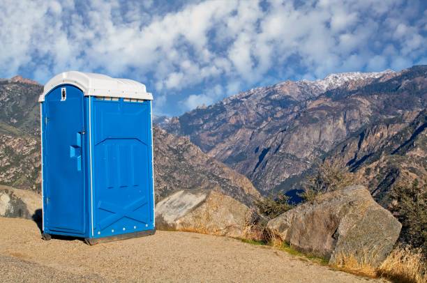 Best Construction site porta potty rental  in Sistersville, WV