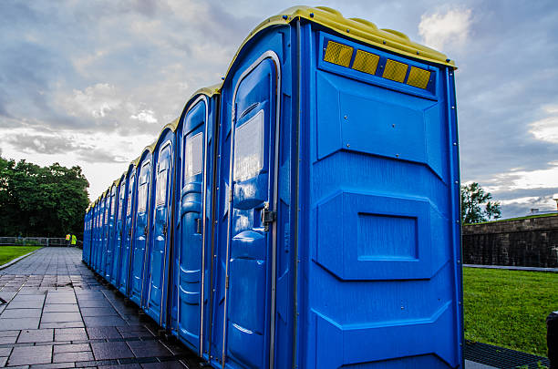 Best Handicap porta potty rental  in Sistersville, WV