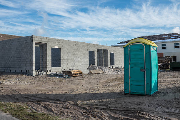 Best Portable toilet rental cost  in Sistersville, WV